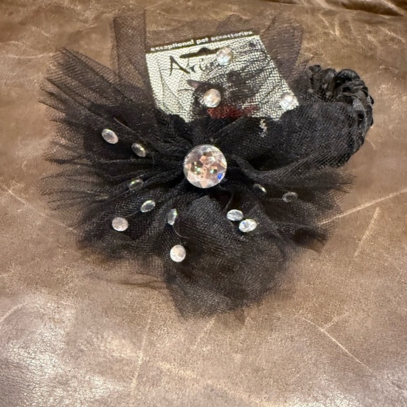 NWT Aria Black Dog Collar Accessory Large 13-17" Halloween Costume Tulle Bow - Picture 3 of 3